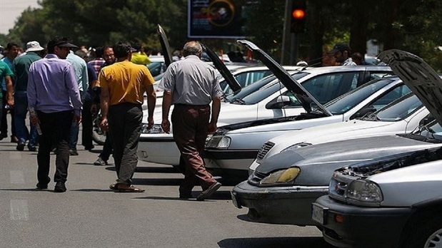 قیمت روز خودروهای داخلی و خارجی در ۲۷ بهمن