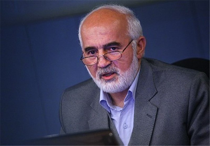 احمد توکلی خطاب به ابطحی: پارکینسون روی عقل تاثیر نمی‌گذارد