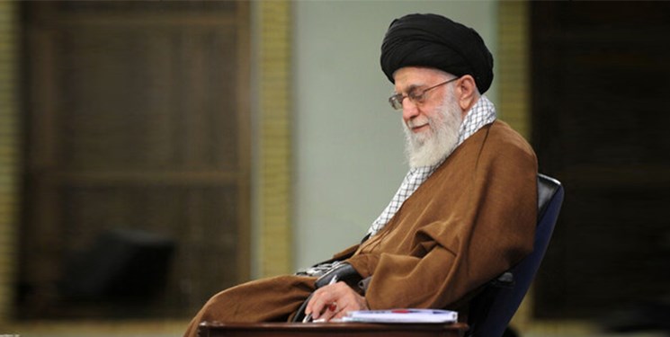 رهبر معظم انقلاب: زن ایرانی توانست از فرهنگ فساد در دوران نحس پهلوی خود را به شرافت مطلوب اسلام نزدیک کند