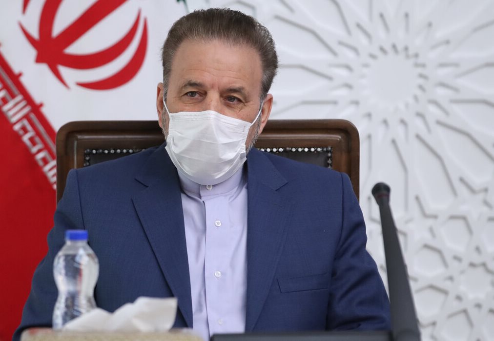 واعظی: به فرمولی رسیدیم که هم قانون مجلس اجرا شود و هم نظارتهای آژانس برقرار باشد واعظی: به فرمولی رسیدیم که هم قانون مجلس اجرا شود و هم نظارتهای آژانس برقرار باشد