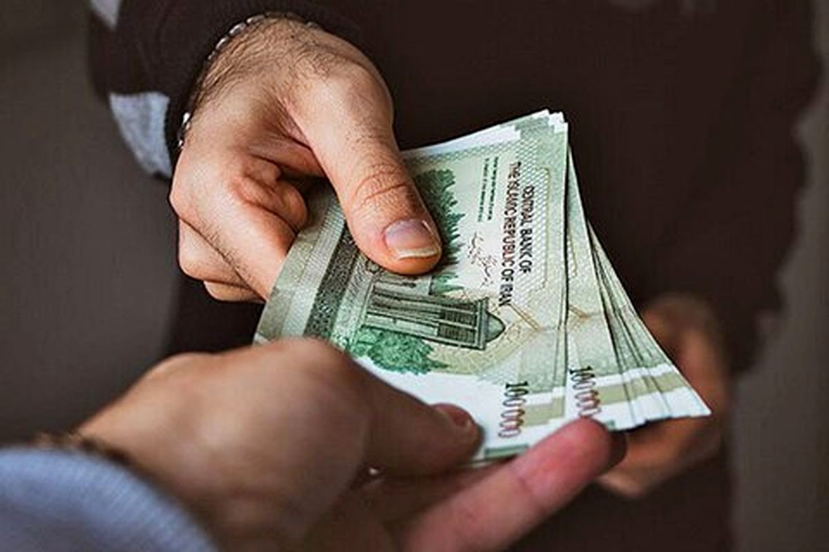 نماینده مجلس : ۱۰ میلیون خانوار زیر خط فقر داریم نماینده مجلس : ۱۰ میلیون خانوار زیر خط فقر داریم