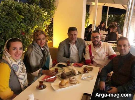 دورهمی  شبانه علی دایی در یک رستوران لاکچری/عکس دورهمی  شبانه علی دایی در یک رستوران لاکچری/عکس