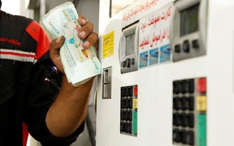 نماینده مجلس: موضوع افزایش قیمت بنزین در حد پیشنهاد مطرح شده؛ می تواند قبول یا رد شود / قیمت واقعی بنزین یک دلار است؛ مابقی آن یارانه است