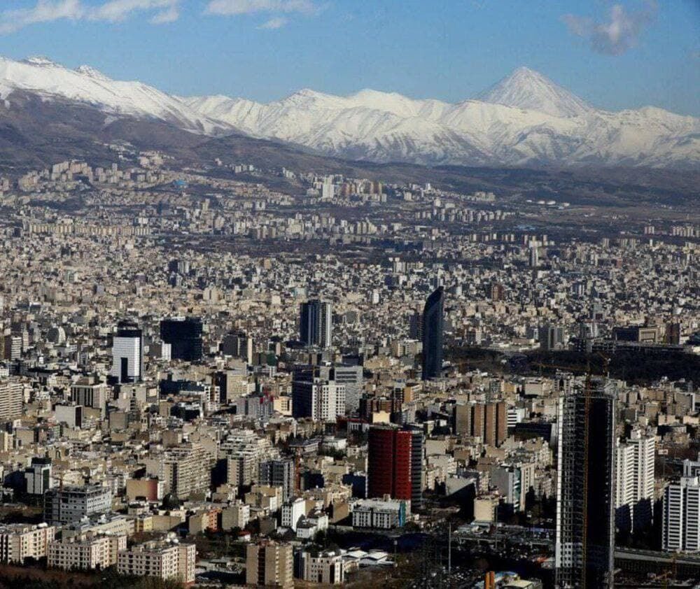 آسمان تهران غبار آلود می‌شود