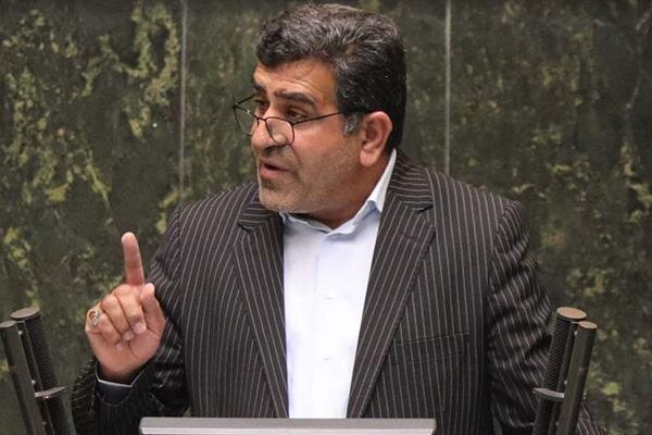 عدم اطلاع رسانی درباره دلیل پس گرفتن لایحه همسان‌سازی حقوق بازنشستگان جای سوال دارد