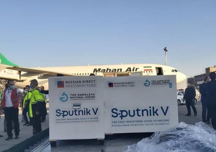 ششمین محموله واکسن روسی به میزان ۱۰۰ هزار دوز به ایران ارسال شد