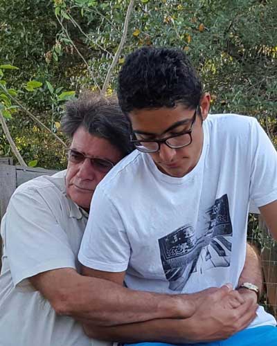 دلنوشته فرزند استاد شجریان به یاد پدر رایان شجریان