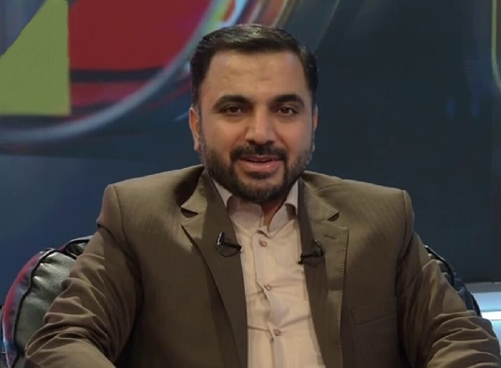 وزیر ارتباطات: فضای مجازی باید نظام‌مند شود / قصد داریم ایرانی هوشمند در تراز انقلاب اسلامی بسازیم