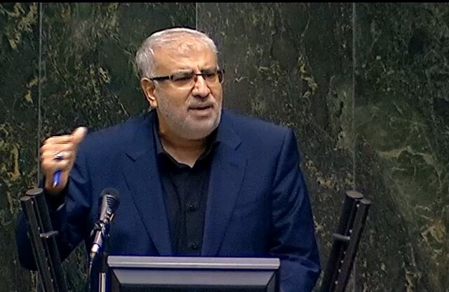 اوجی، وزیر پیشنهادی نفت: تهاتر نفت با کالا را پیگیری می‌کنم