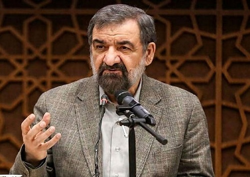 محسن رضایی:  نفت خود را به صورت قاچاق به فروش می‌رسانیم و درآمد دلاری خود را باید مخفیانه وارد کشور کنیم