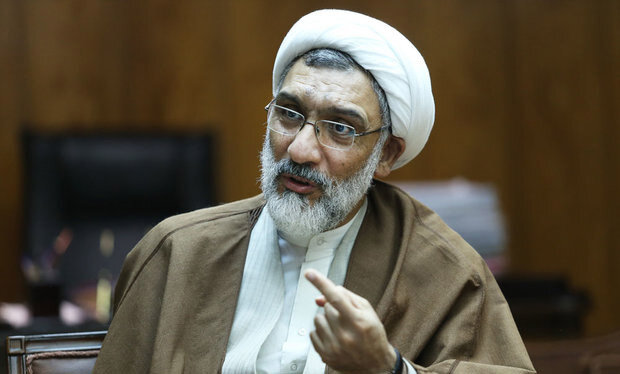 به حق ملت ما ظلم شده، اما این به معنی محروم کردن خودمان از حداقل‌هایی که می‌توانیم از طریق مذاکره وین به دست بیاوریم نیست