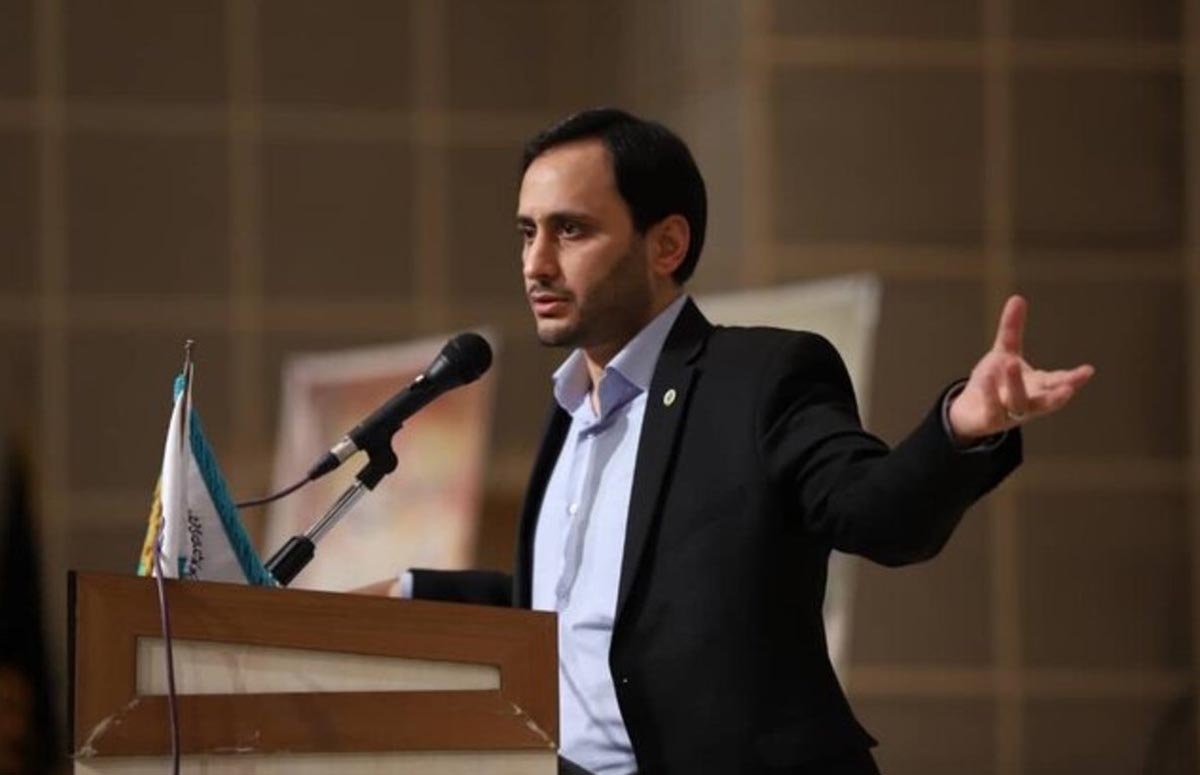 علی بهادری جهرمی سخنگوی دولت و متخصص همه چیز!