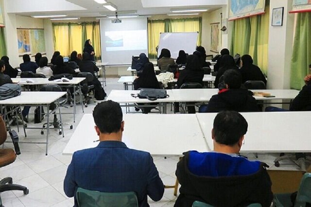 جزئیات برگزاری کلاسهای حضوری دانشگاه آزاد اعلام شد جزئیات برگزاری کلاسهای حضوری دانشگاه آزاد اعلام شد