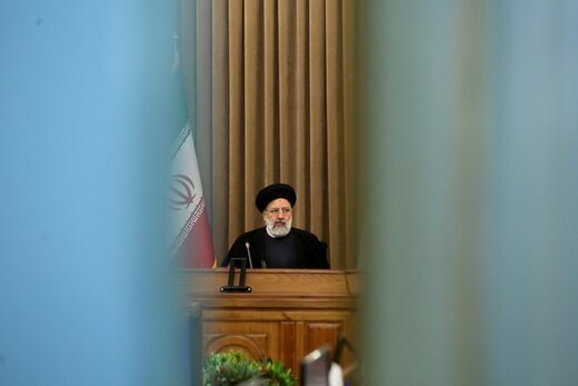دولت فراجناحی یعنی بازگشت احمدی‌نژادها به دولت؟