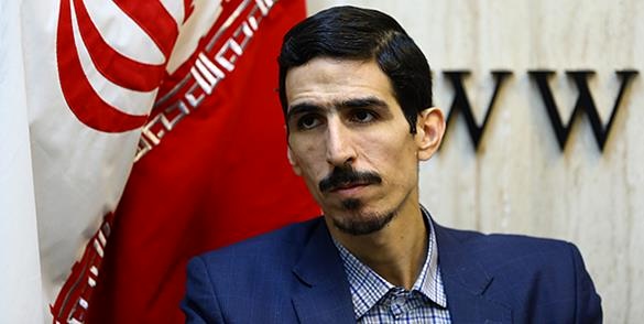 لاریجانی اموال خود، همسر و فرزندان را منتشر کند