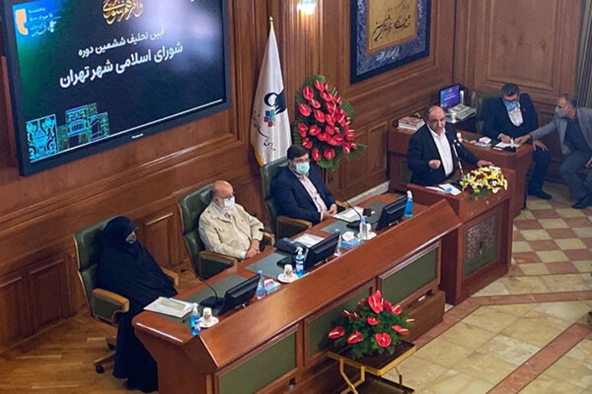 جدال اصولگرایان بر سر پادشاهان ایران در شورای اسلامی شهر/ این چه رفتاری است با تاریخ و فرهنگ ایران؟ کی هستید شما؟