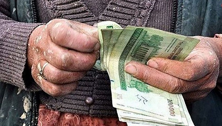 احتمال تصویب افزایش حداقلی مزد ۱۴۰۱/ تورم ۵۰ درصد، افزایش حقوق فقط ۱۰ درصد