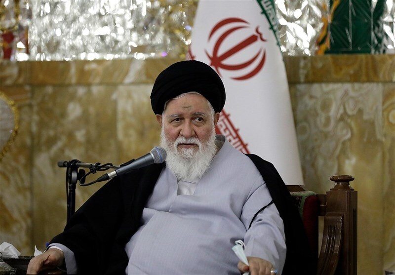 علم‌الهدی: در مناطق آزاد ‌‌شاهد ‌بی‌بندوباری اقتصادی و فرهنگی ‌هستیم‌ / از انواع مفاسد اخلاقی تا حتی مشروبات الکلی هم در این مناطق یافت می‌شود