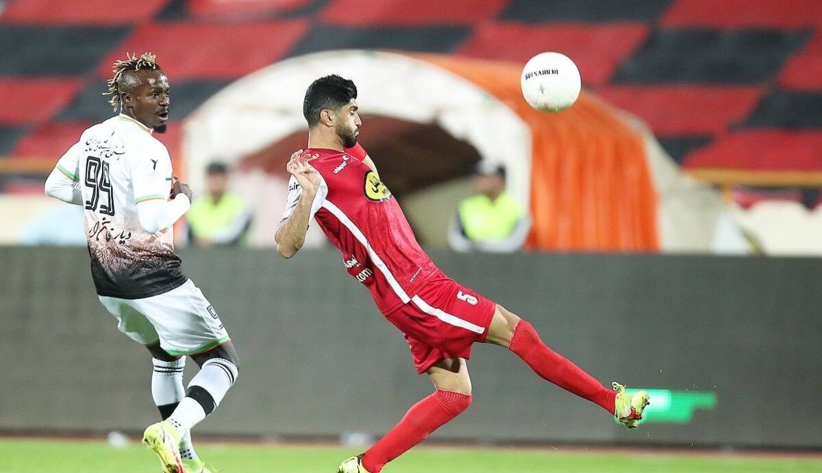 اتفاق عجیب در آخرین ساعت نقل و انتقالات؛ مهاجم پرسپولیسی برگشت داده شد