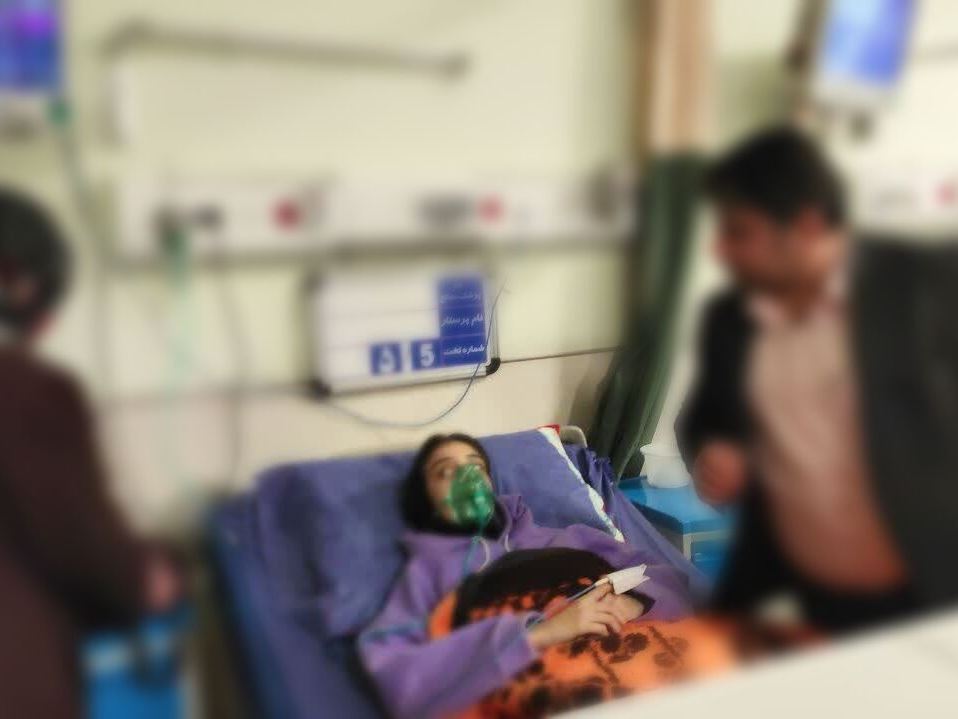موج مسمومیت؛ چندین مدرسه دخترانه در غرب و شرق تهران درگیر شدند / خبر تایید نشده از بازداشت ۳ متهم