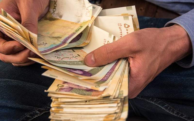 اسکناس‌فروشی در مقابل خودپردازها!