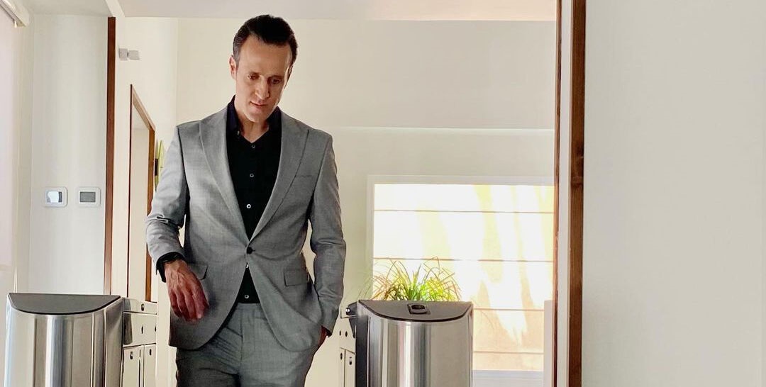 تصمیم عجیب علی کریمی برای ادامه زندگی تصمیم عجیب علی کریمی برای ادامه زندگی