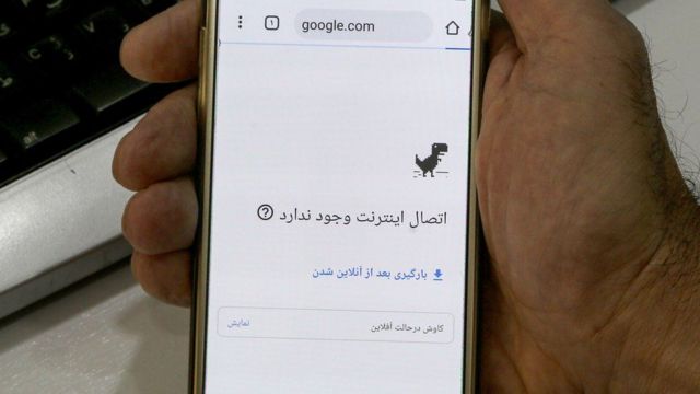 محدود کردن اینترنت برای کودکان باید توسط خانواده باشد/ اینکه همه مردم کشور را کودک فرض کنیم، محل اشکال است/ تکرار اختلالات اینترنت حاکی از ناتوانی وزارت ارتباطات است