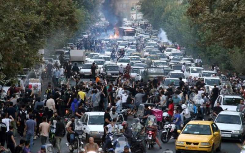 تفاوت خیابان‌های تهران و کیهان!