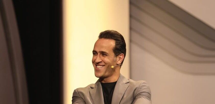 ماجرای بازگشت علی کریمی به ایران ماجرای بازگشت علی کریمی به ایران