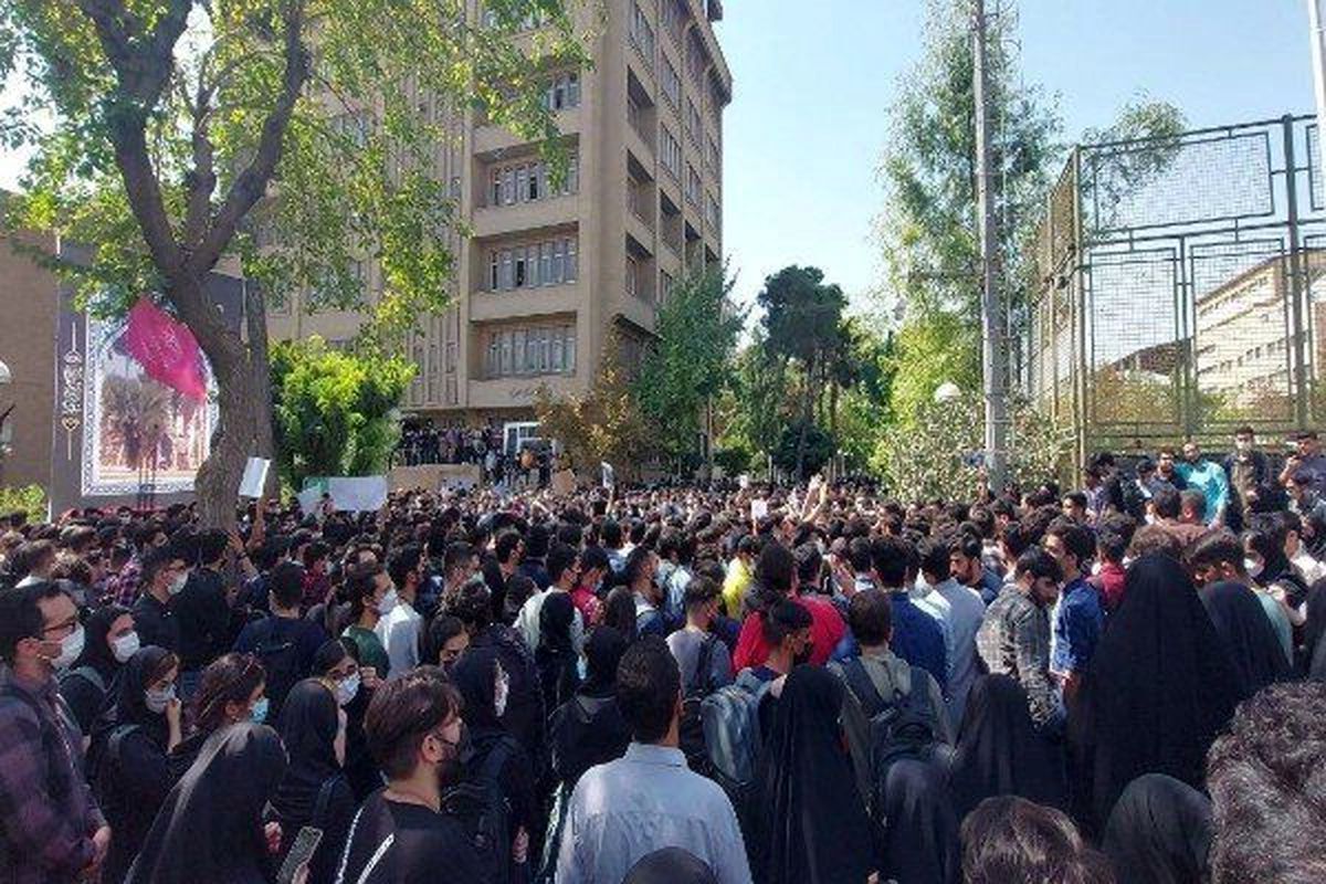 روایت خبرگزاری ایسنا از درگیری در دانشگاه شریف روایت خبرگزاری ایسنا از درگیری در دانشگاه شریف