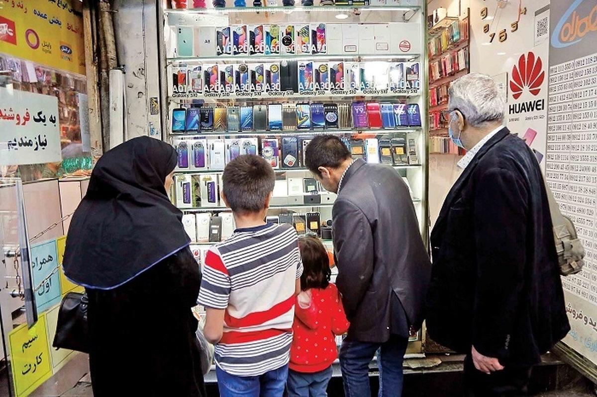 قیمت گوشی‌های سامسونگ، شیائومی و آیفون شنبه ۲۳ دی ۱۴۰۲؛ محبوب‌ترین گوشی بازار چند؟