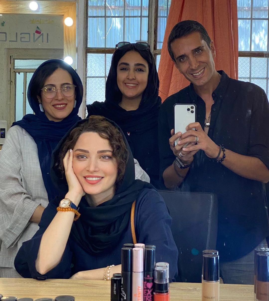 گریم جدید بهنوش طباطبایی در این اتاق خاص/عکس