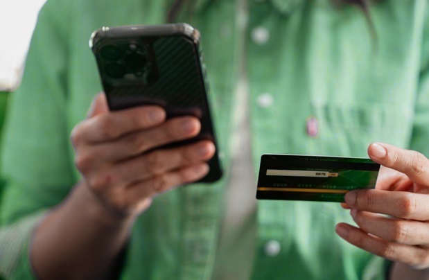 سقف مبلغ کارت به کارت ماهانه محدود شد / حداکثر تعداد واریزی: ۲۰۰ تراکنش سقف مبلغ کارت به کارت ماهانه محدود شد / حداکثر تعداد واریزی: ۲۰۰ تراکنش