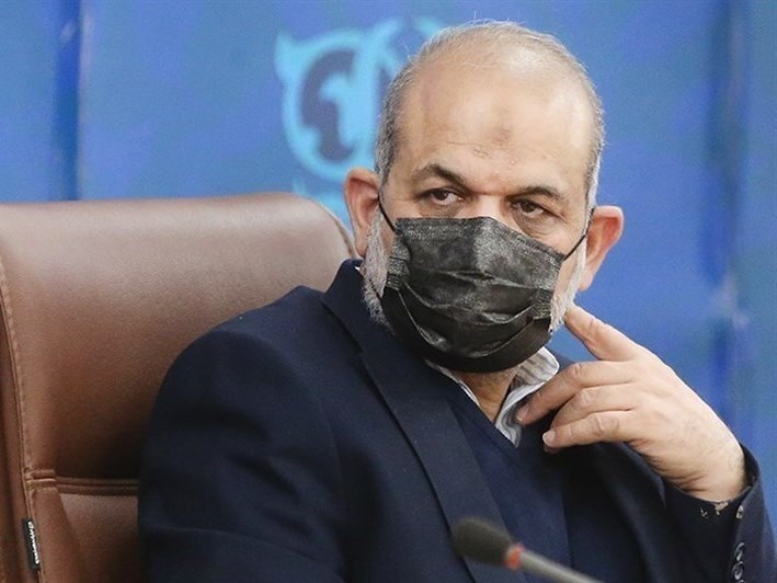 وزیر کشور: در فضای مجازی تلاش برای ترویج بی‌قانونی صورت نگیرد؛ افراد در گفته‌هایشان دقت کنند، وگرنه به عنوان مروجان بی‌قانونی مورد برخورد قرار خواهند گرفت / همه وظایفشان درباره حجاب را انجام بدهند