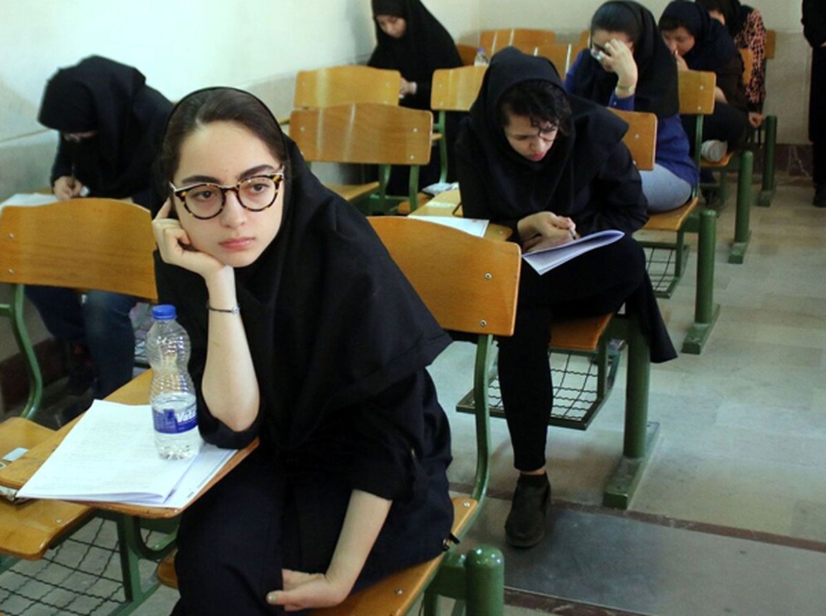 آموزش و پرورش: در ۱۰ الی ۱۱ روز برگزاری آزمون نهایی پایه دوازدهم، خواستار قطع اینترنت بین الملل در حوزه‌های امتحانی به مدت ۳۵ دقیقه هستیم / وزارت ارتباطات: اینترنت قطع نمی‌شود، حتی یک دقیقه