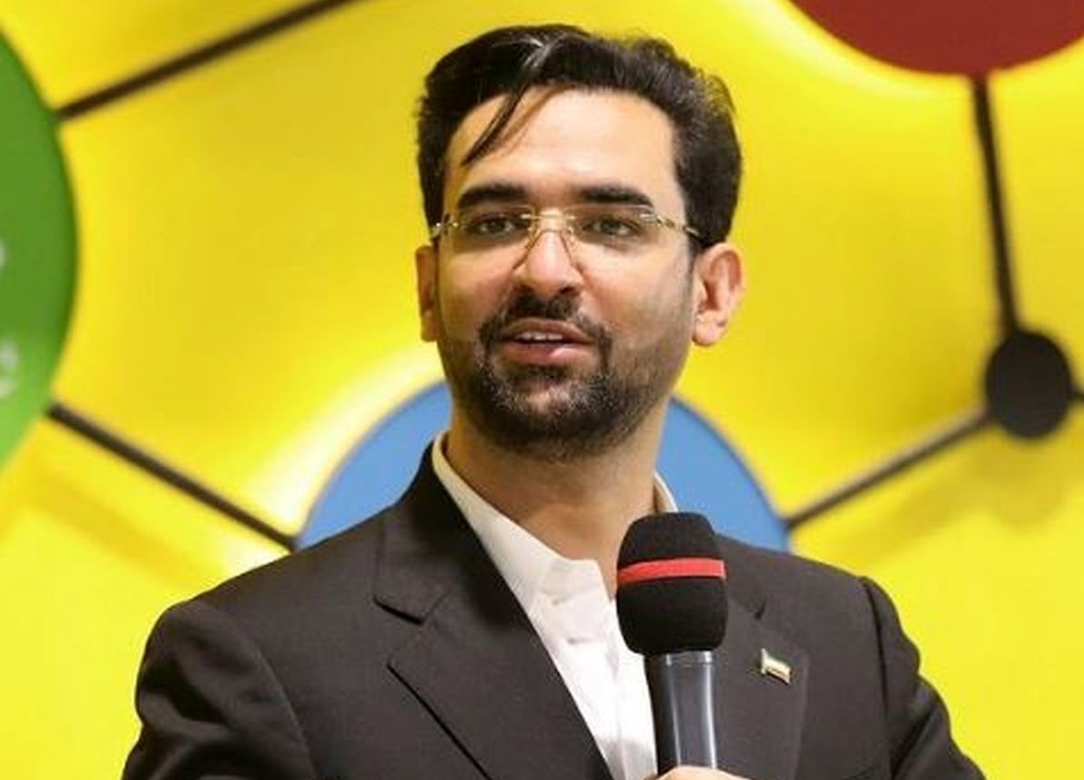 آذری‌جهرمی: فاجعه‌ی شلیک به هواپیمای اوکراینی ضربه نهایی به سرمایه اجتماعی بود / با فشار بر شکاف‌های اجتماعی مثل حجاب، بحران بزرگ‌تر ایجاد شد/ در دولت‌رئیسی، به‌دنبال نصف کردن تورم، حل سه‌روزه‌ی بورس و مراقبت از دو میلیون فالورشان بودند که موفق نبودند
