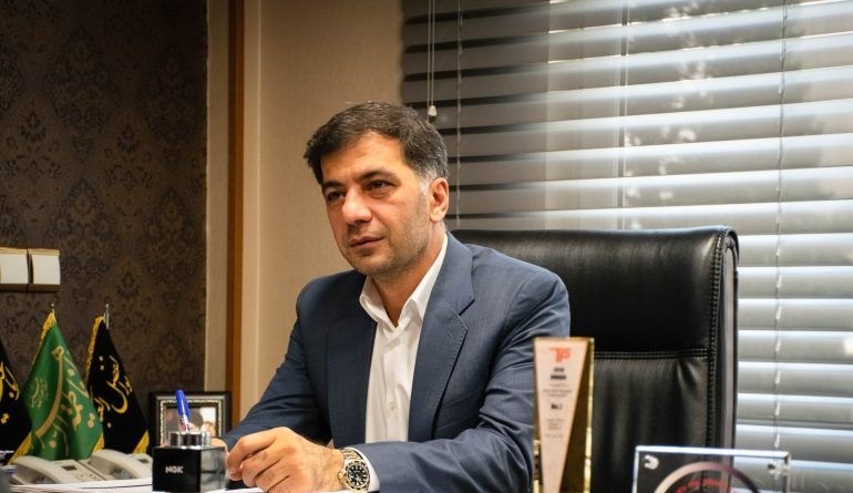 راه حل خاص برای ماندن این دو نفر در استقلال و پرسپولیس راه حل خاص برای ماندن این دو نفر در استقلال و پرسپولیس