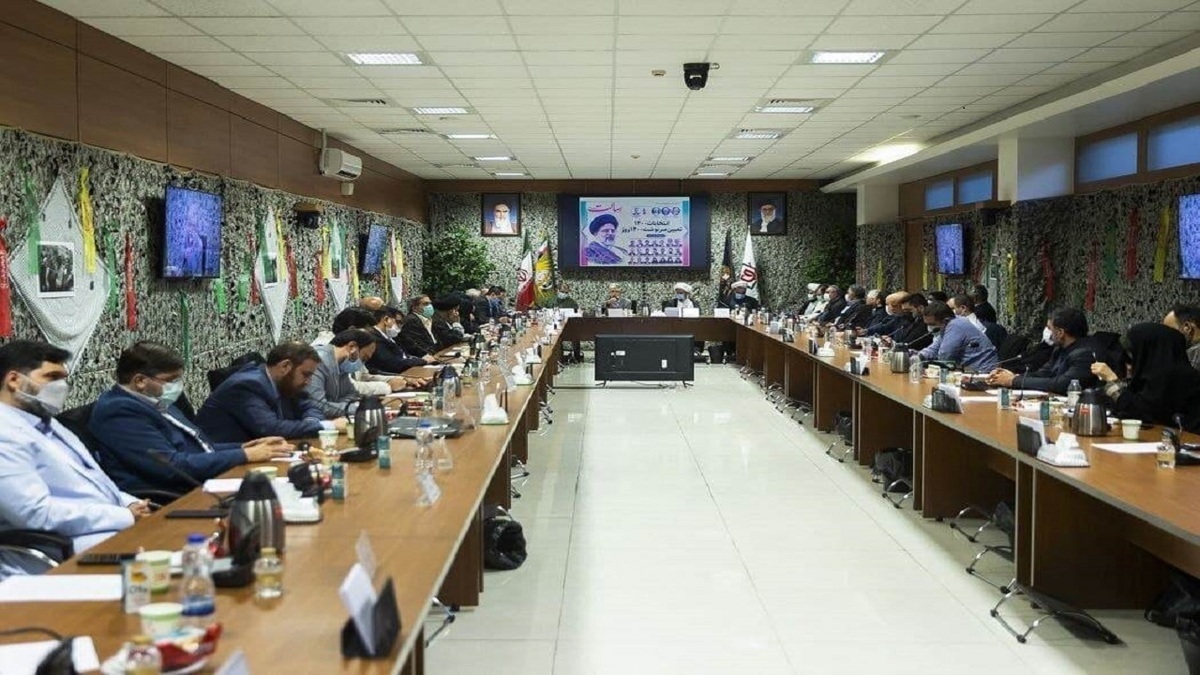 رقابت برای خلعت «پدرسالاری»
