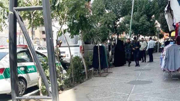 شهر در قبضه تندروها شهر در قبضه تندروها