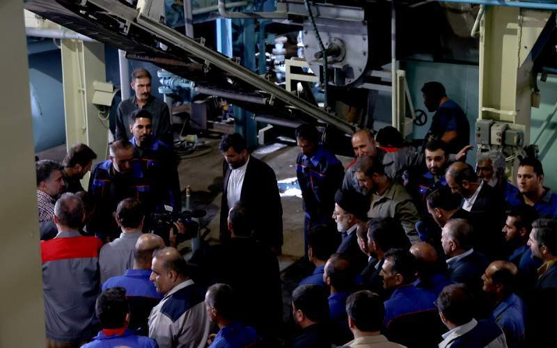 تناقض در آمار اشتغال و ادعای بازگشایی کارخانه‌ها توسط دولت