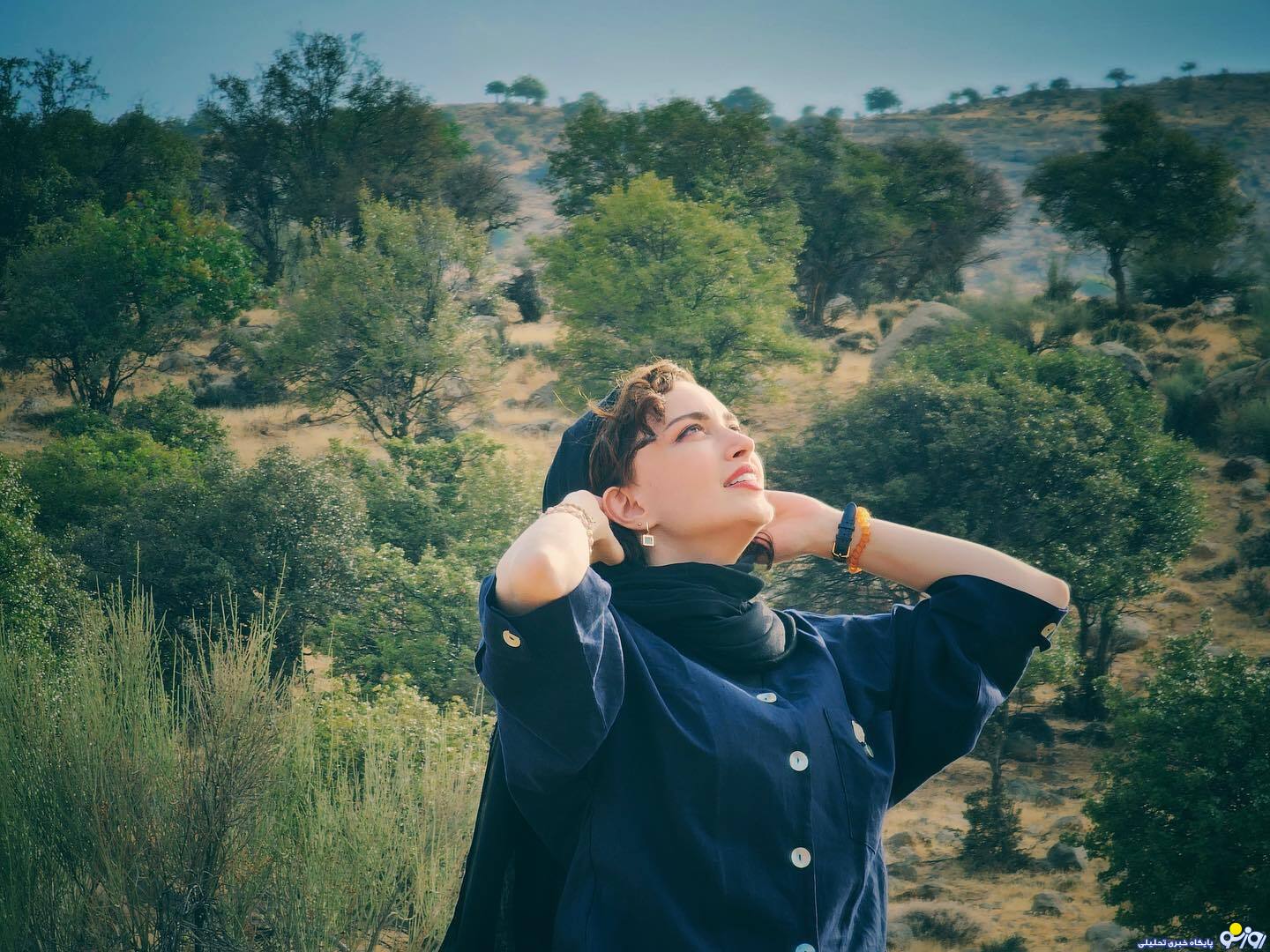 عکس دلبر و ناز بهنوش طباطبایی در شیراز عکس دلبر و ناز بهنوش طباطبایی در شیراز