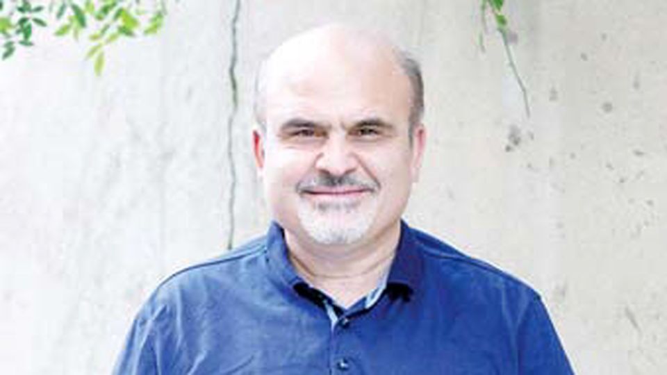 اخیرا لاریجانی بر ابعاد جمهوریت بیشتر تأکید می‌کند/ هم اوضاع کشور و هم لاریجانی تغییر کرده‌اند/ درمان جریان تند خالص‌گرایان ائتلاف میانه‌‌روهای کشور است/ اطرافیان رئیسی در جریان حذف با هم رقابت دارند