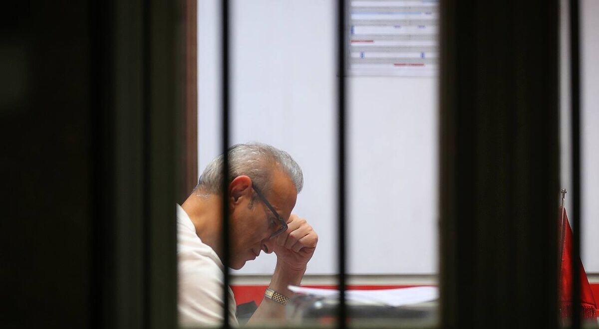 حالت معنادار چهره یحیی در بازگشت به تمرین پرسپولیس حالت معنادار چهره یحیی در بازگشت به تمرین پرسپولیس