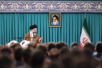 رهبر انقلاب: کسانی که در شهرک‌های صهیونیستی هستند غیر نظامی نیستند، مسلح هستند /رژیم غاصب قطعا باید محاکمه شود