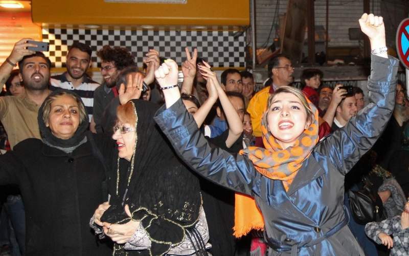 ایران در قعر جدول شادی