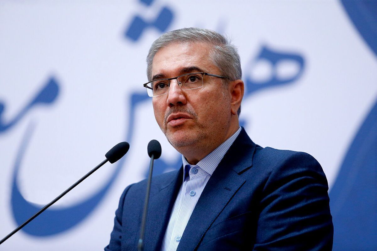 منظور: ظرفیت پرداخت ۳۰ درصد افزایش حقوق وجود ندارد/ واردات ۳ میلیارد دلاری خودرو به صلاح نیست منظور: ظرفیت پرداخت ۳۰ درصد افزایش حقوق وجود ندارد/ واردات ۳ میلیارد دلاری خودرو به صلاح نیست