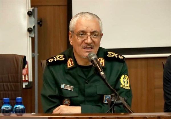 اگر آمریکا غلطی بکند، دست ما روی ماشه است