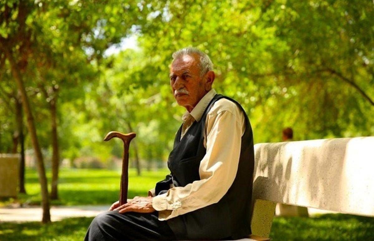 درخواست مهم دو نماینده مجلس درباره متناسب سازی حقوق بازنشستگان