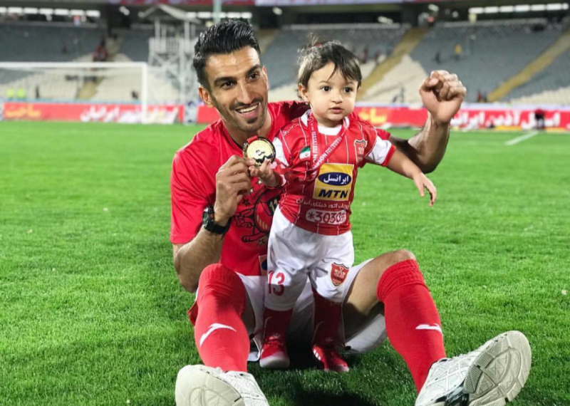 پرسپولیس کاپیتان نداشت، کاپیتان آورد (عکس) پرسپولیس کاپیتان نداشت، کاپیتان آورد (عکس)