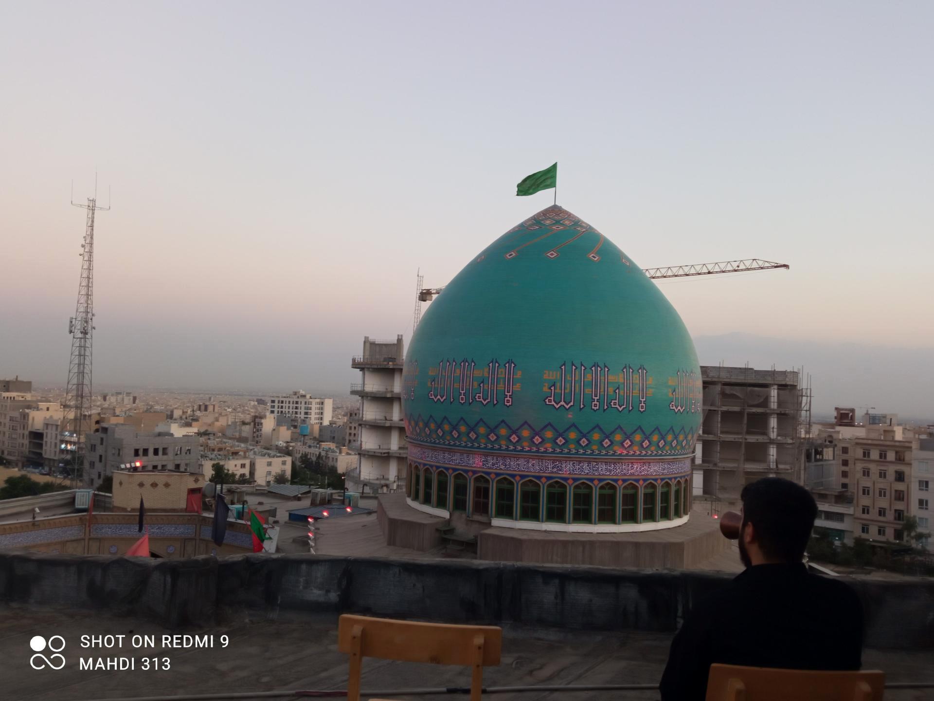 حمله جمعی از طلاب با چوب به مدرسه علمیه آیت الله اشرافی اصفهانی/ حوزه علمیه شهید محراب منحل شد حمله جمعی از طلاب با چوب به مدرسه علمیه آیت الله اشرافی اصفهانی/ حوزه علمیه شهید محراب منحل شد